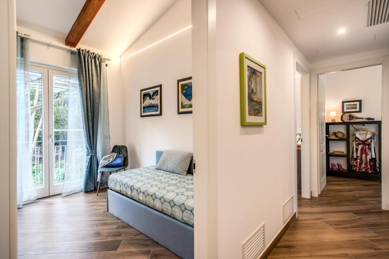 Chez Marie' - Modern Apartment In Countryside Sorrento Exteriör bild